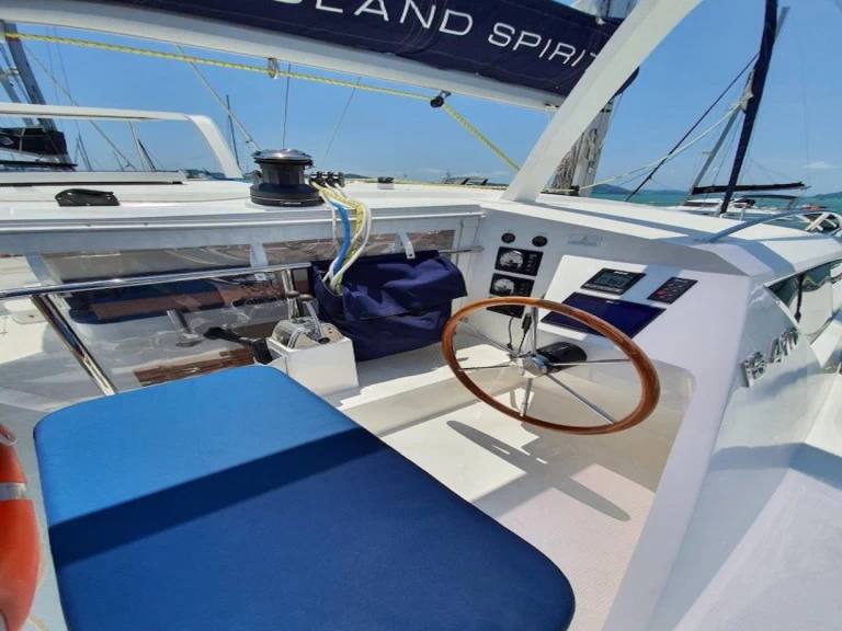 Katamaran do wynajmu w Mai Khao w najlepszej cenie