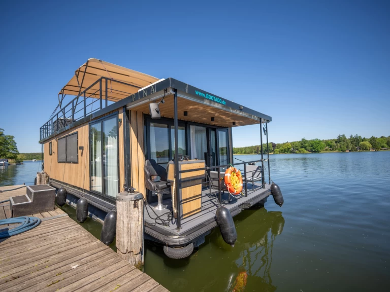 Wynajmij WOMA Woma D13 w Fürstenberg/Havel