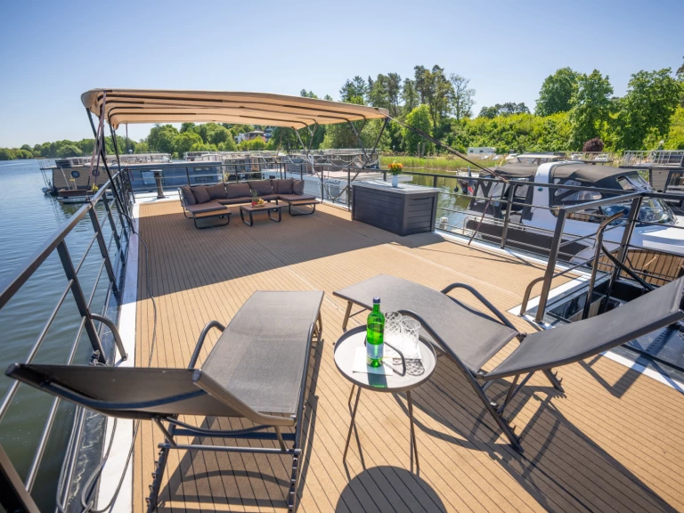 Wynajem Barka w Fürstenberg/Havel - WOMA Woma D13