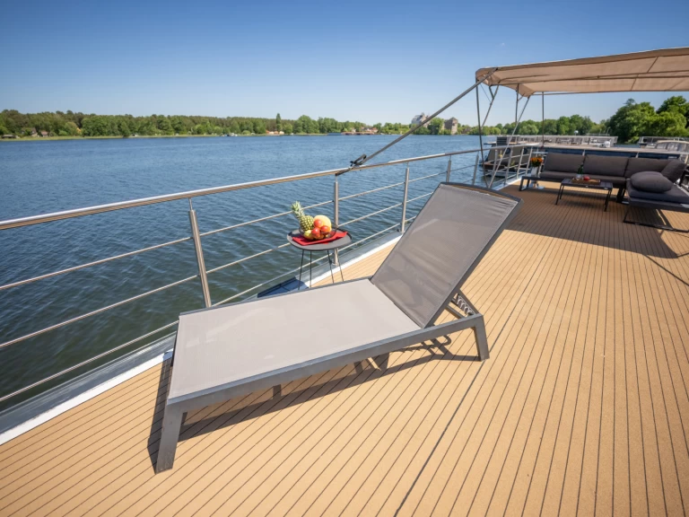 Wynajmij Barka z lub bez skippera WOMA w Fürstenberg/Havel