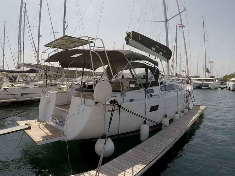 Wynajem Żaglowiec w Sibenik - Elan Impression 50.1