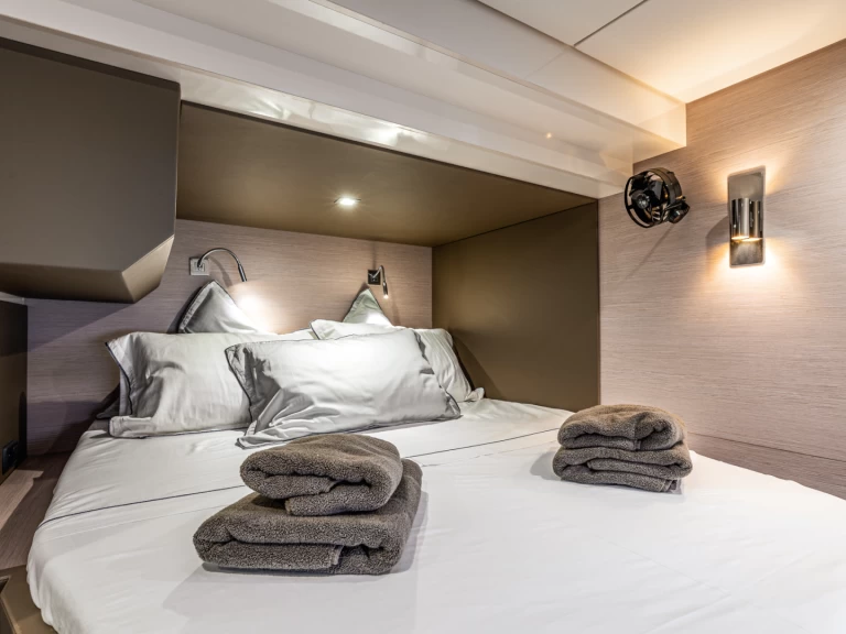 Aventura Aventura 50 między profesjonalistami a osobami prywatnymi w Alimos