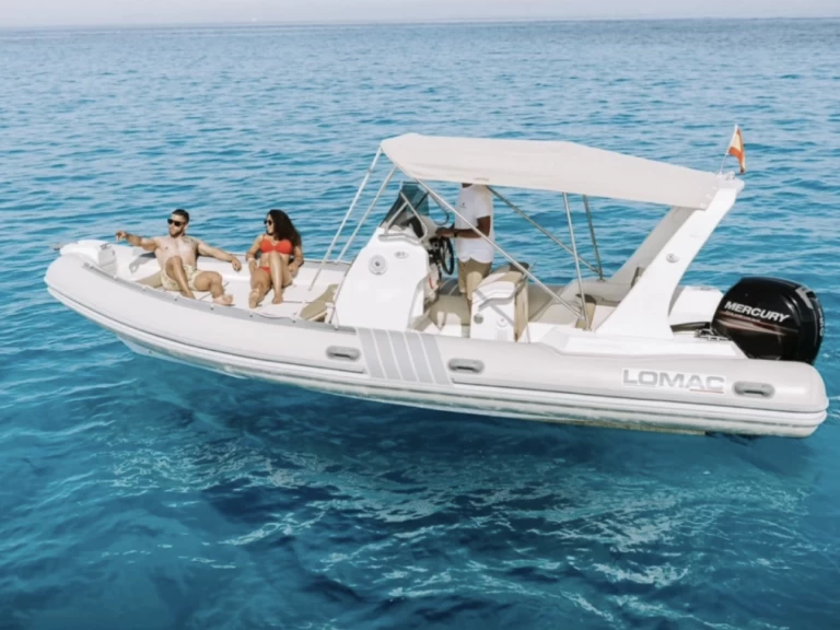 Wynajem Łódż półsztywna Lomac z patentem 