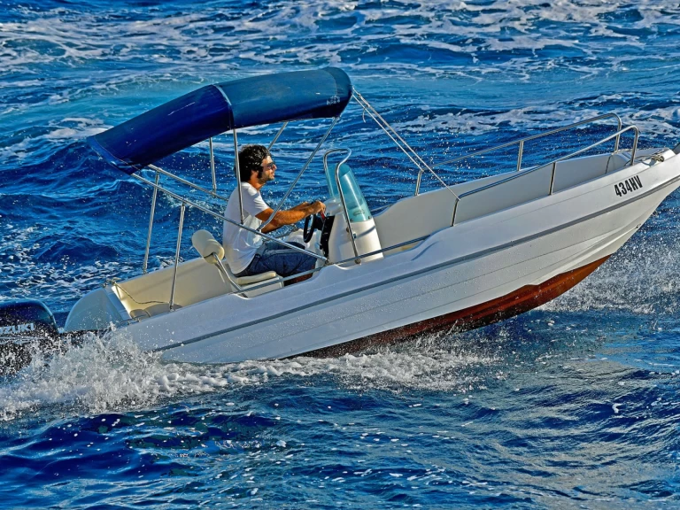 Wynajem łodzi Hvar tanio Mediteran 16