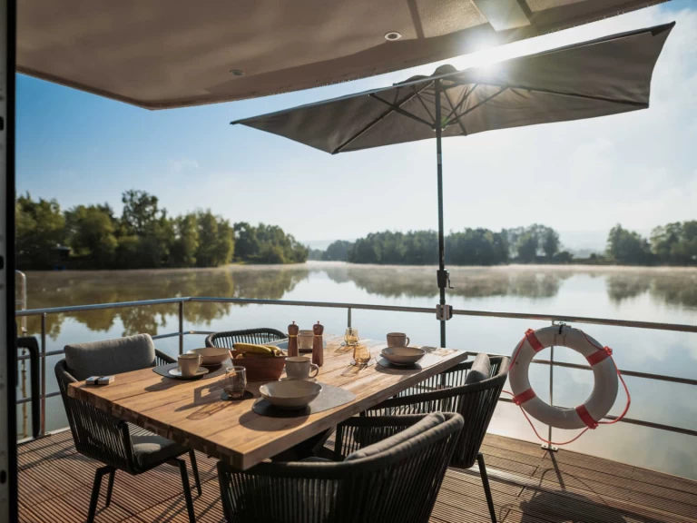 Barka do wynajmu w Höxter w najlepszej cenie