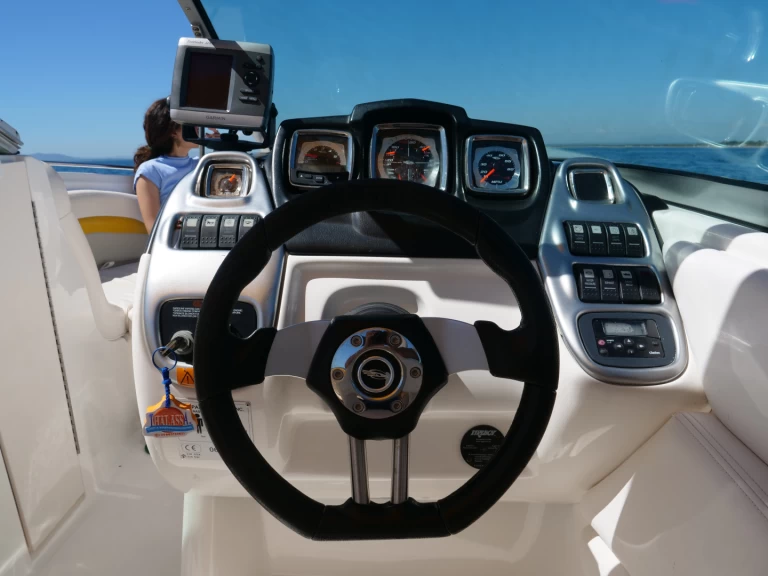 Wynajmij Motorówka z lub bez skippera Chaparral w Empuriabrava