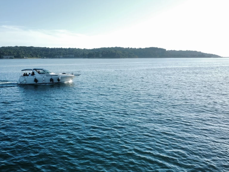 Wynajem łodzi Pula tanio Express 360