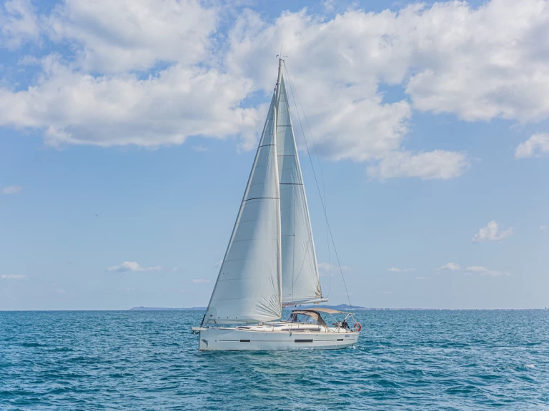 Wynajem łodzi Furnari tanio Dufour 520 Grand Large