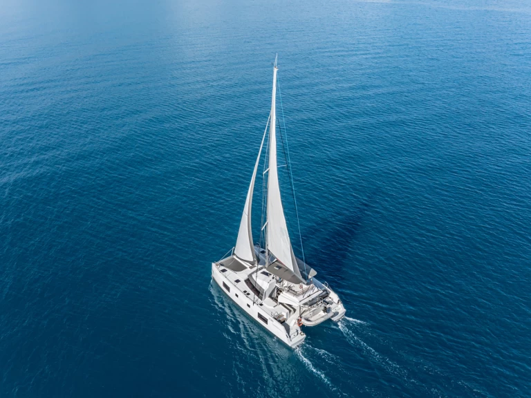 Katamaran do wynajmu w Furnari w najlepszej cenie