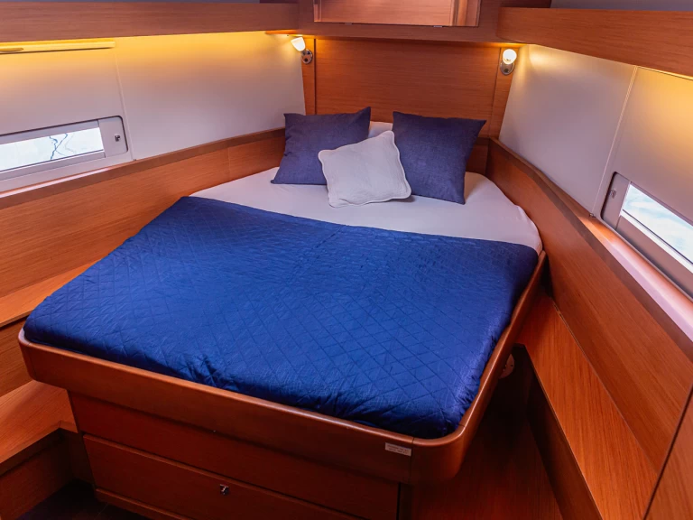 Wynajem Żaglowiec w Palermo - Dufour Dufour 430