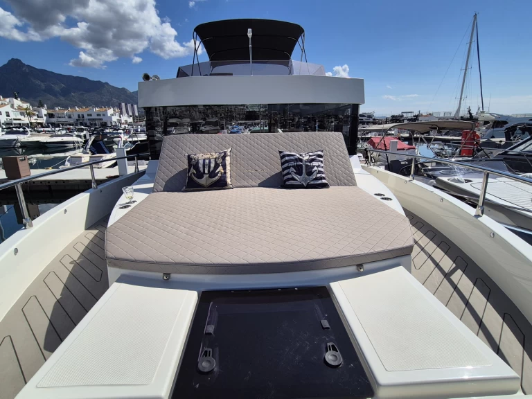 Wynajmij Motorówka z lub bez skippera Cobra w Puerto Banús