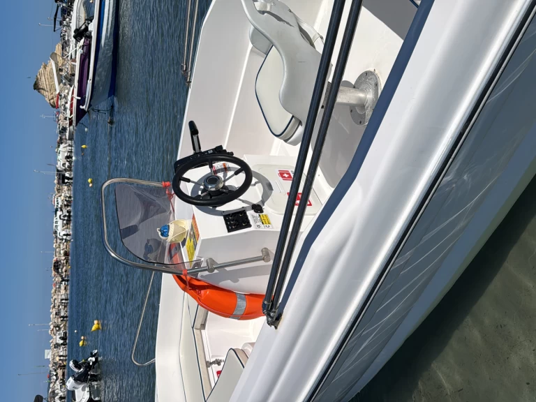 Wynajmij Olympic 450 w Zakynthos