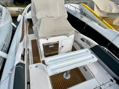 Wynajem Łódż półsztywna Zar z patentem 