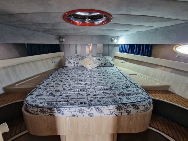 Wynajem Motorówka Partenautica z patentem 