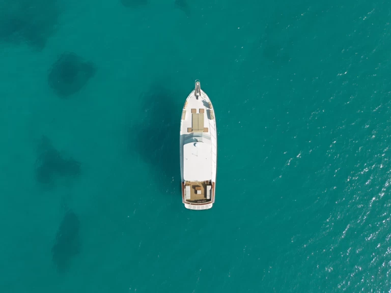 Wynajem łodzi Marzamemi tanio Hatteras 52 Convertible