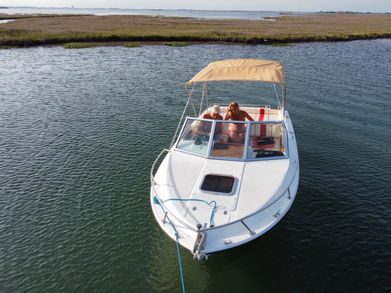 Wynajem łodzi San Giuliano - Venezia tanio Laraya 