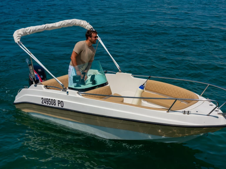 Wynajmij kruger stella w Porec