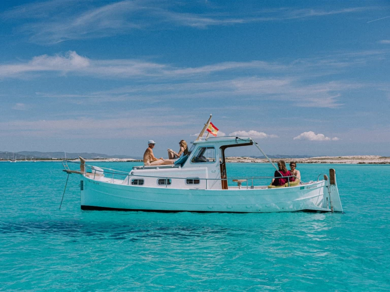 Wynajem łodzi Marina Ibiza tanio LLaut 36