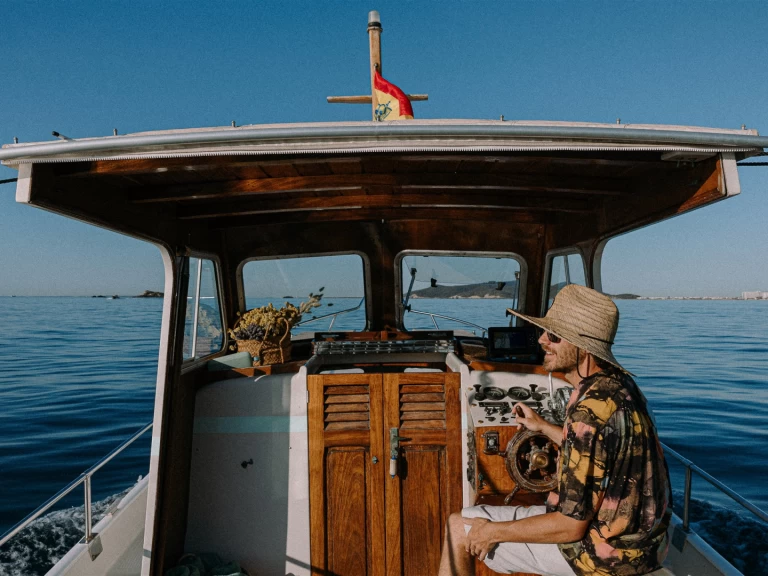 Wynajem Motorówka Copino z patentem 