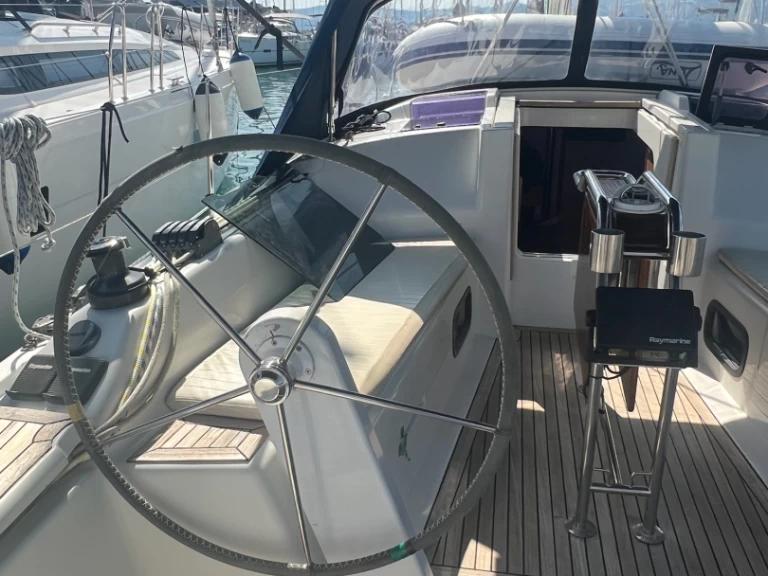 Żaglowiec do wynajmu w Kaštela w najlepszej cenie