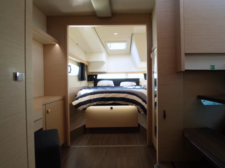 Wynajem łodzi Fountaine Pajot Lucia 40 w Le Marin na SamBoat 