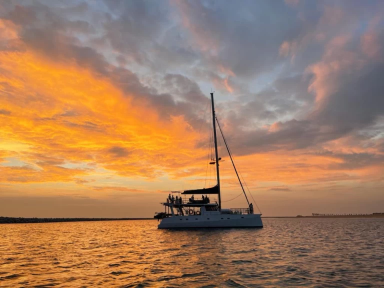 Katamaran do wynajmu w Colombo w najlepszej cenie