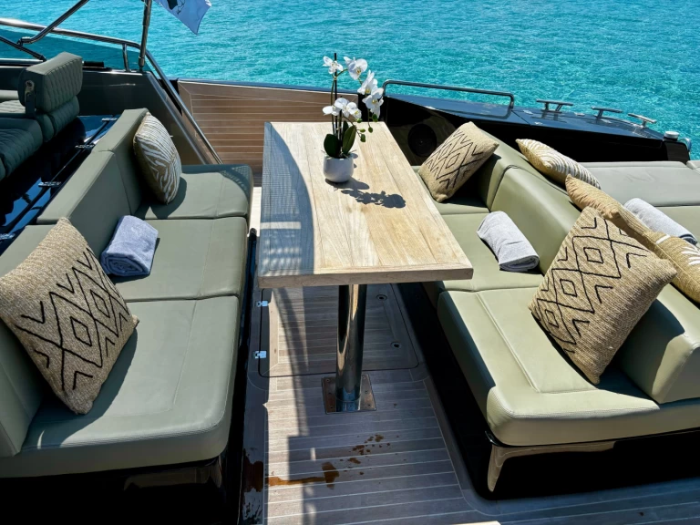 Wynajem łodzi Porto-Vecchio tanio 50