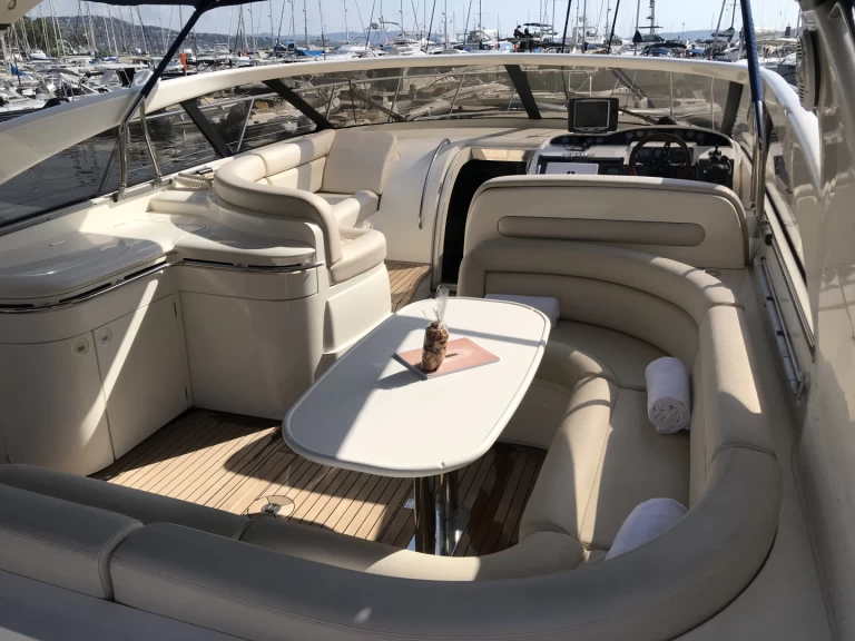 Wynajem w Porto-Vecchio- Princess Princess V50 na SamBoat