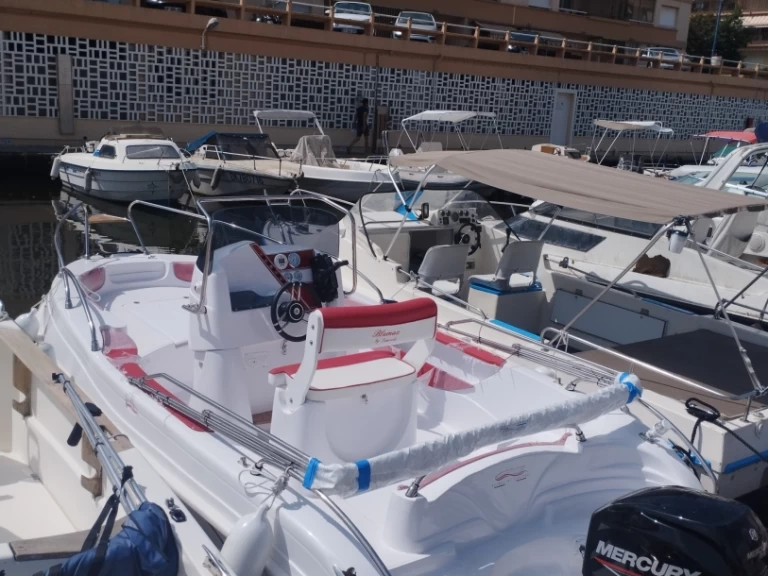 Wynajmij Motorówka z lub bez skippera Blumax w Mandelieu-la-Napoule