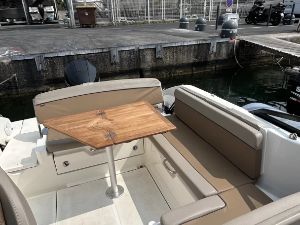 Wynajmij Motorówka z lub bez skippera Quicksilver w Marsylia