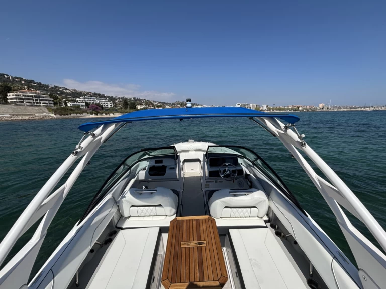 Wynajem łodzi Régal LX2 w Cannes na SamBoat 