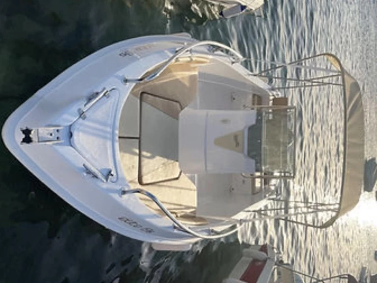 Wynajem Motorówka w Capri - Terminal Boat 21