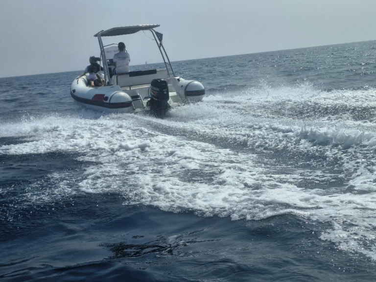 Wynajem łodzi Ventimiglia tanio 21