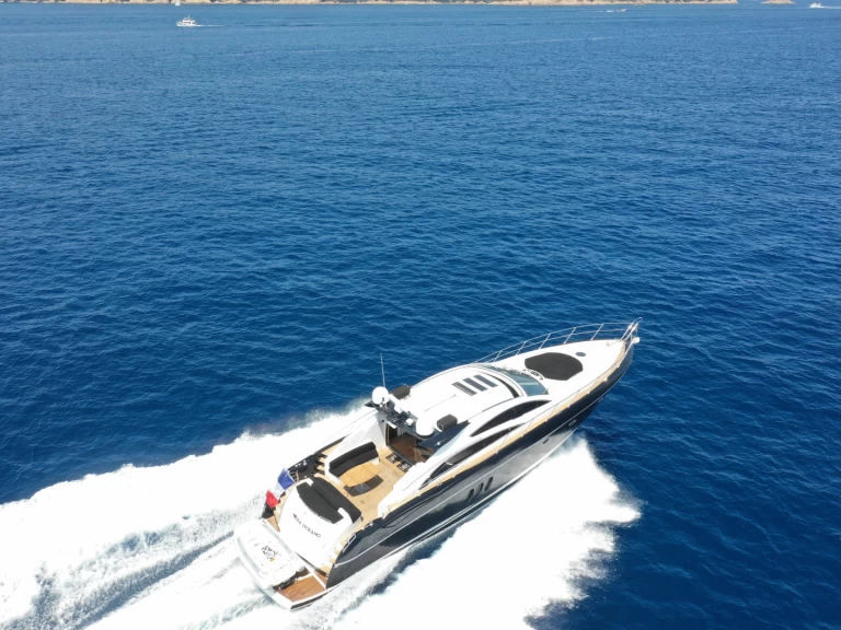 Wynajem łodzi Sunseeker Predator 72 w Cannes na SamBoat 