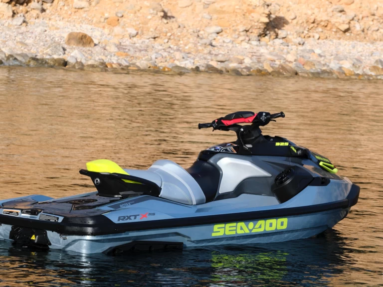 Wynajem Jet ski Sea-Doo z patentem 