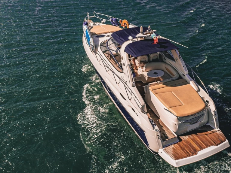 Motorówka do wynajmu w Golfe-Juan w najlepszej cenie