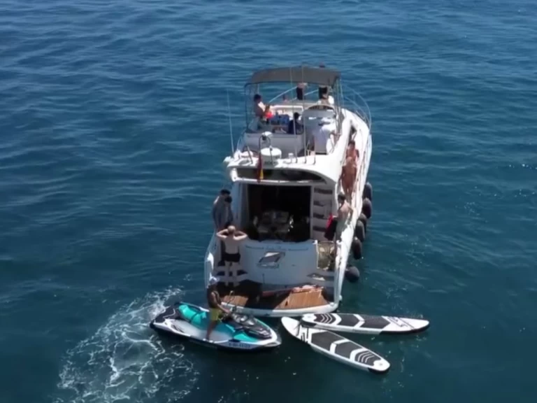 Wynajem łodzi Doqueve Majestic 46 Fly w Marbella na SamBoat 