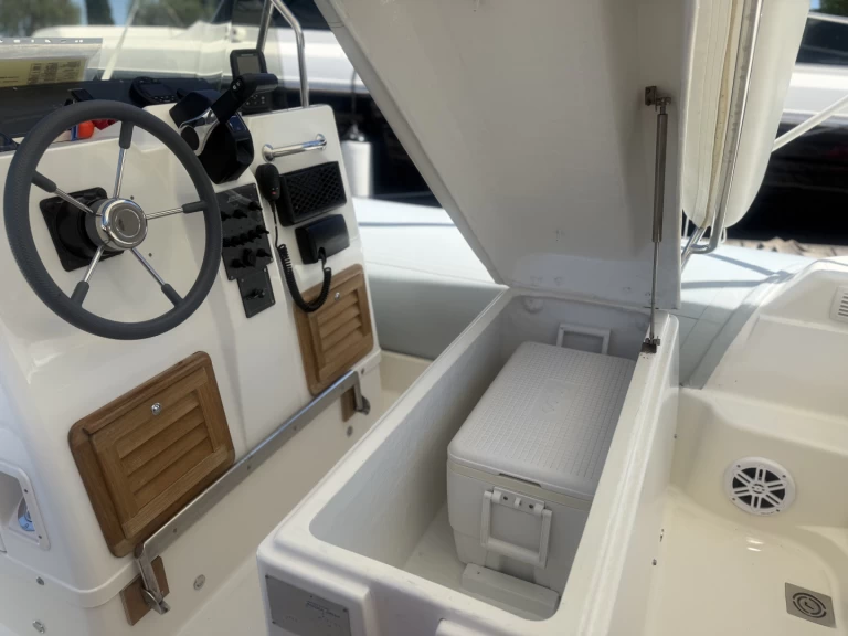 Wynajmij Łódż półsztywna z lub bez skippera Joker Boat w Porto Badino