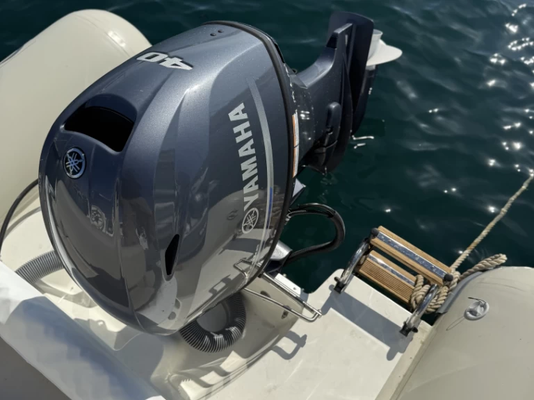 Wynajem łodzi Capelli Tempest 530 w Palau na SamBoat 