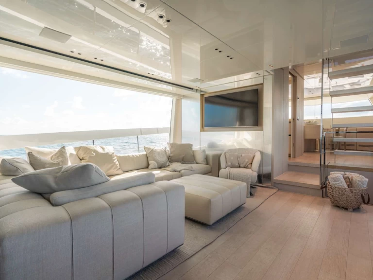 Wynajem Luksusowy jacht San Lorenzo z patentem 