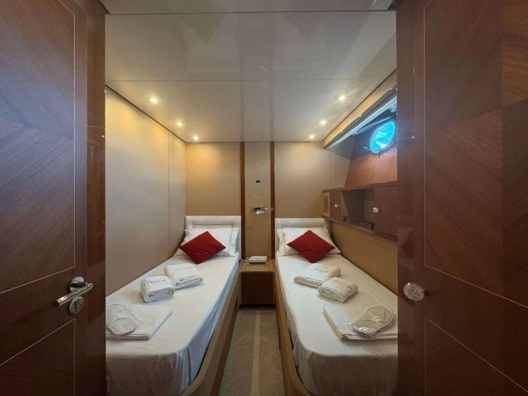 Wynajem w Elliniko- Sanlorenzo San Lorenzo SL 82 na SamBoat