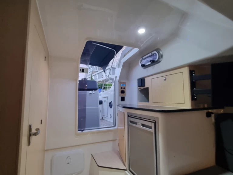 Wynajmij Motorówka z lub bez skippera Atlantic w Opatija