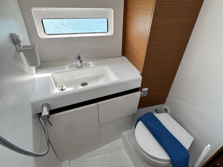 Wynajem w Rodi Garganico- Jeanneau Sun Odyssey 490 na SamBoat