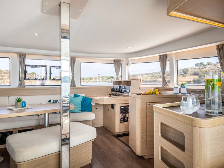 Wynajem Katamaran w Pórto Chéli - Lagoon Lagoon 42