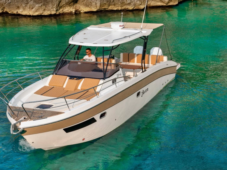 Wynajem Motorówka Saver z patentem 