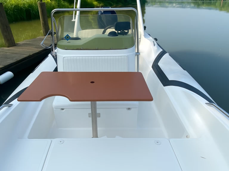 Wynajem łodzi Cavalaire-sur-Mer tanio Zar 53