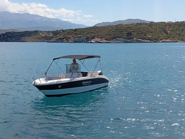 Wynajem Motorówka w Marathi - Marea Marea 22