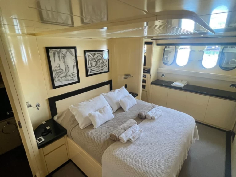 Wynajmij Luksusowy jacht z lub bez skippera Canados w Castellammare di Stabia