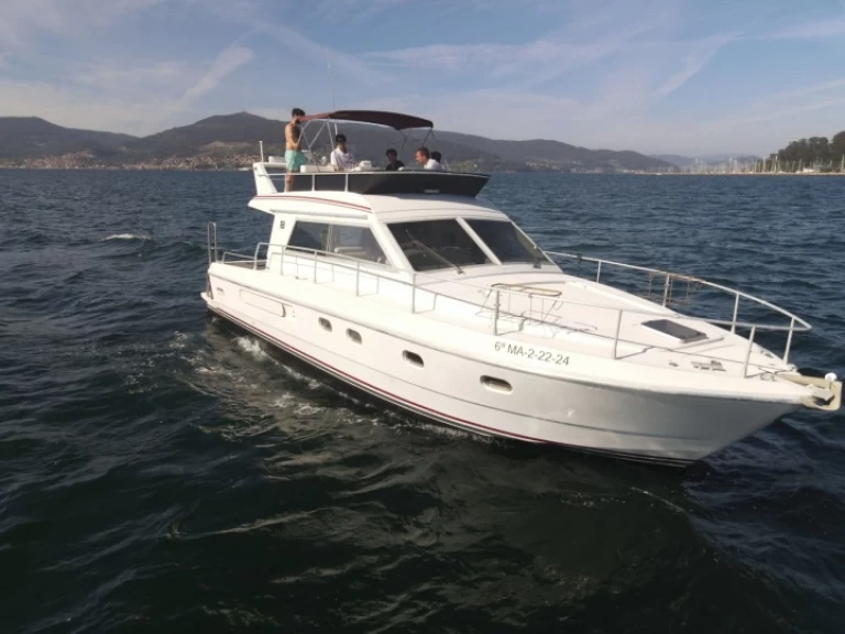 Wynajem w Vigo- Ferretti Ferretti 39 na SamBoat