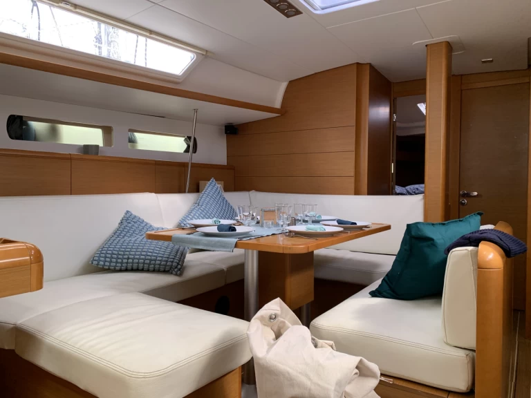 Wynajem w Nicea- Jeanneau Sun Odyssey 469 na SamBoat